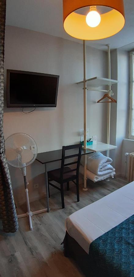 Hotel Saint Francois Precigne Soiree Etape Sur Demande Proche Sable-Sur-Sarthe Bagian luar foto