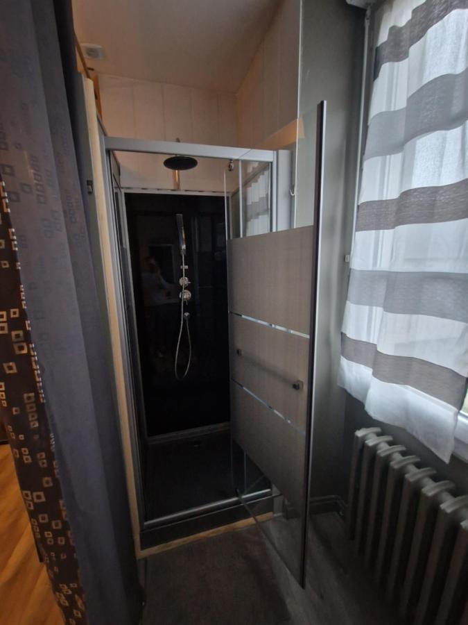 Hotel Saint Francois Precigne Soiree Etape Sur Demande Proche Sable-Sur-Sarthe Bagian luar foto