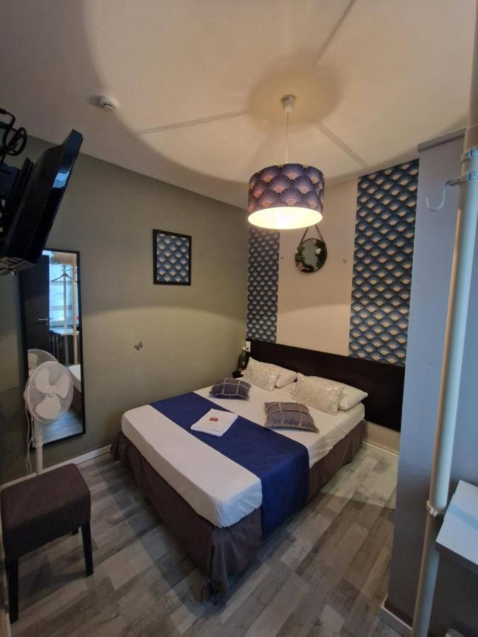 Hotel Saint Francois Precigne Soiree Etape Sur Demande Proche Sable-Sur-Sarthe Bagian luar foto