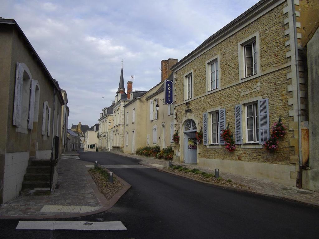 Hotel Saint Francois Precigne Soiree Etape Sur Demande Proche Sable-Sur-Sarthe Bagian luar foto